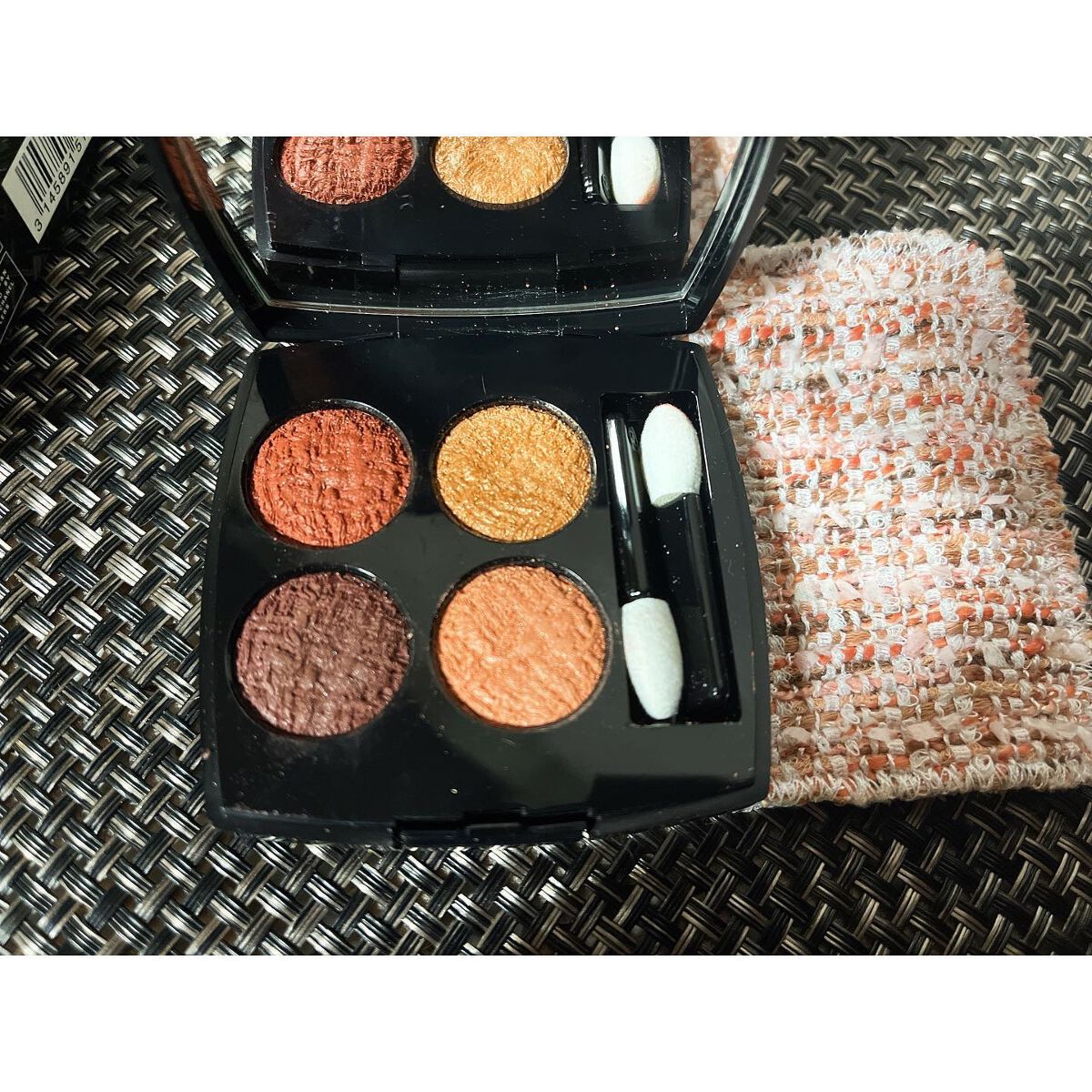 レ キャトル オンブル ツイード/CHANEL/アイシャドウパレットを使ったクチコミ（2枚目）