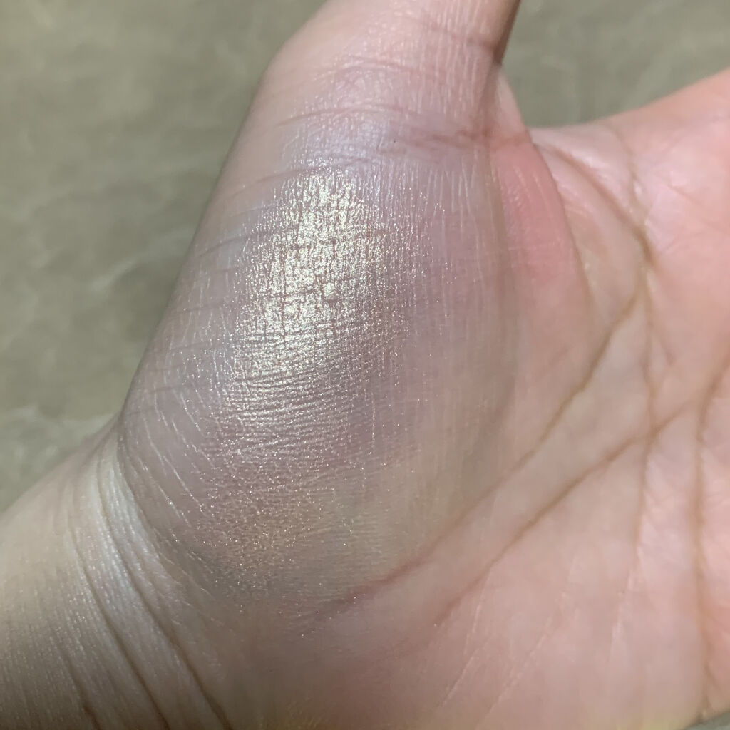 プリズム エアー ハイライター 03 GOLDEN TIME/CLIO/パウダーハイライトを使ったクチコミ（3枚目）