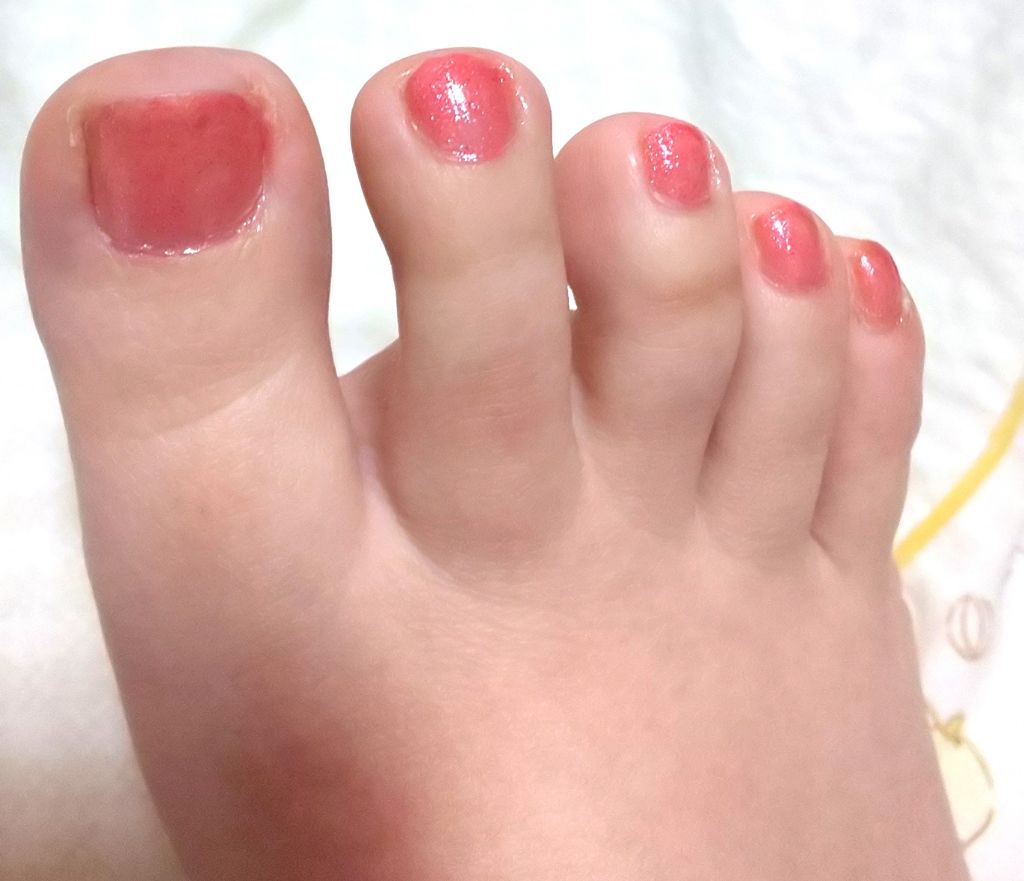 カラフルネイルズ/キャンメイク/マニキュアを使ったクチコミ(3枚目)