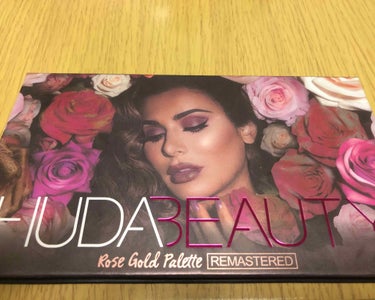 Huda Beauty Rose Gold Palette/Huda Beauty/アイシャドウパレットを使ったクチコミ（1枚目）