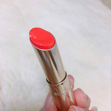 オペラのリップティントグロス💄
今回は花嫁リップとして話題の05番コーラルピンクをご紹介します！
※私が一番よく使うリップなので使いかけですみません。

ナチュラルな発色で適度な潤いとツヤ感を与えてくれ