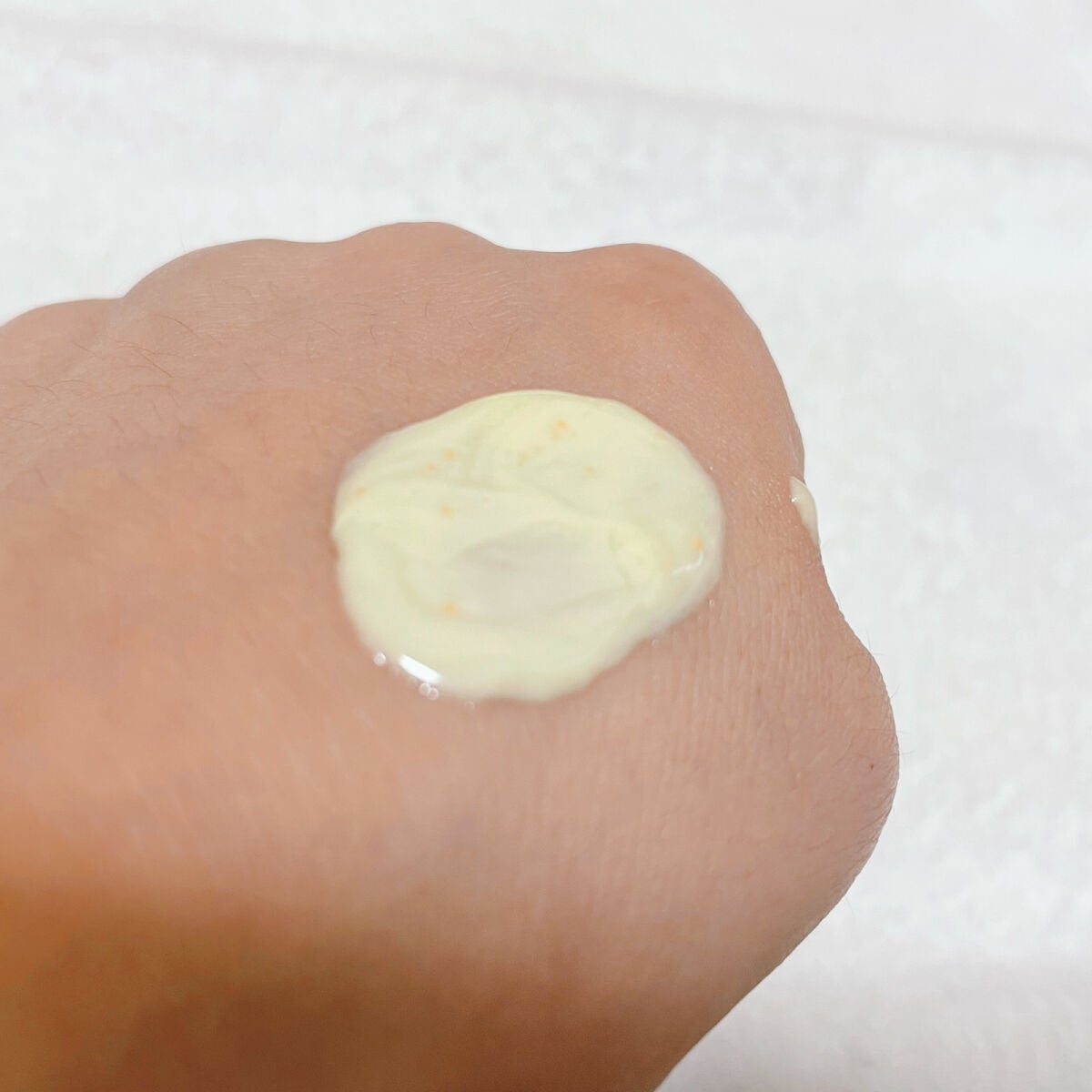 ピールケアVCスクラビングフェイスウォッシュ/ONE LOGIQUE/洗顔フォームを使ったクチコミ(2枚目)