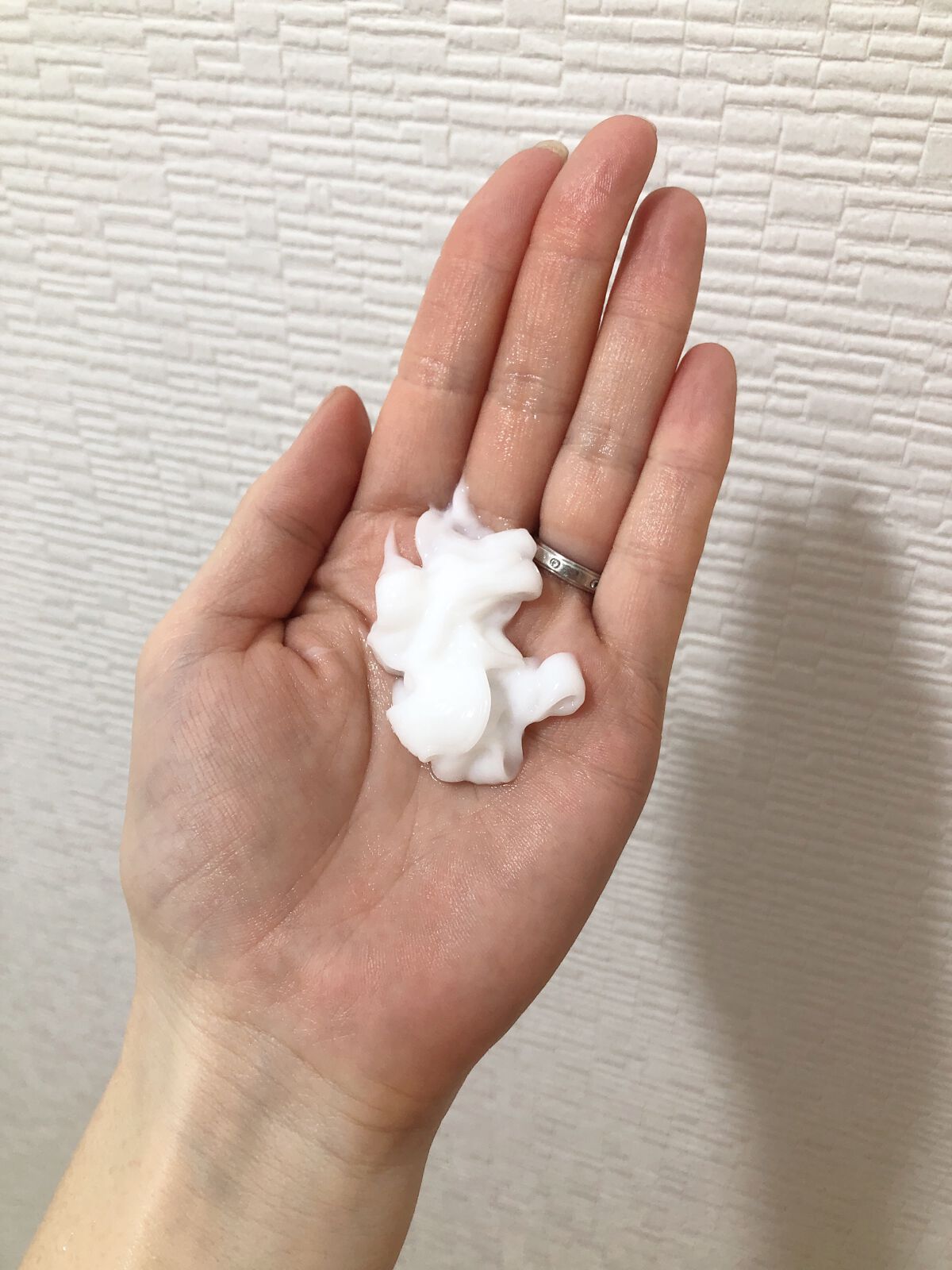 ザビューティ うるツヤチャージヘアパック/エッセンシャル/ヘアマスク・ヘアパックを使ったクチコミ(3枚目)