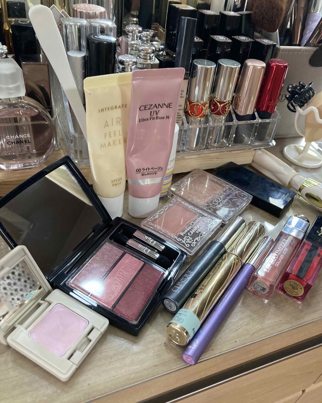 ソリッドアイカラー/ナチュラグラッセ/ジェル・クリームアイシャドウを使ったクチコミ（1枚目）