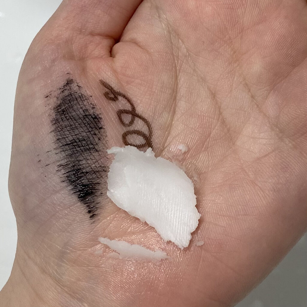 カモマイル サンプチュアス クレンジングバター/THE BODY SHOP/クレンジングバームを使ったクチコミ（2枚目）