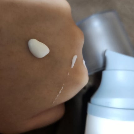 ヒアルーシカ ウォーターフィット サンセラム/SKIN1004/日焼け止めローションを使ったクチコミ(2枚目)