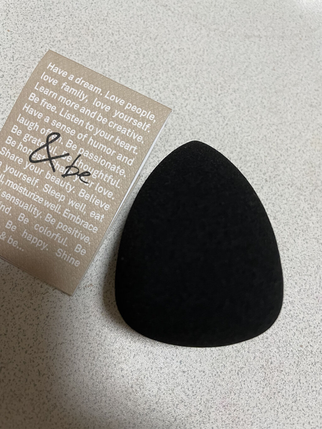 &be ブラックスポンジ/＆be/パフ・スポンジを使ったクチコミ（1枚目）