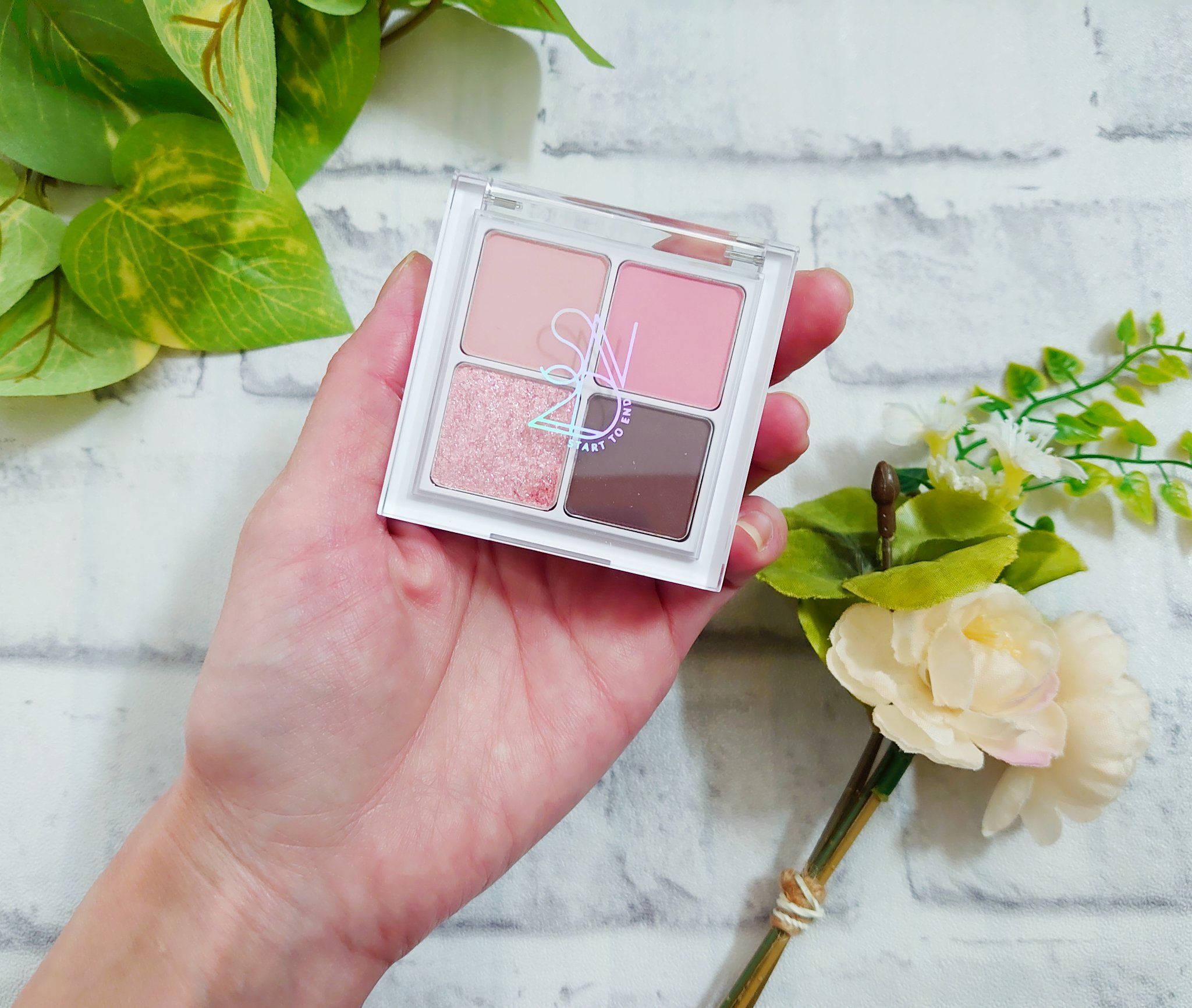 インフィニティフラター 2 ピンクムーンライト/S2ND/アイシャドウパレットを使ったクチコミ（2枚目）