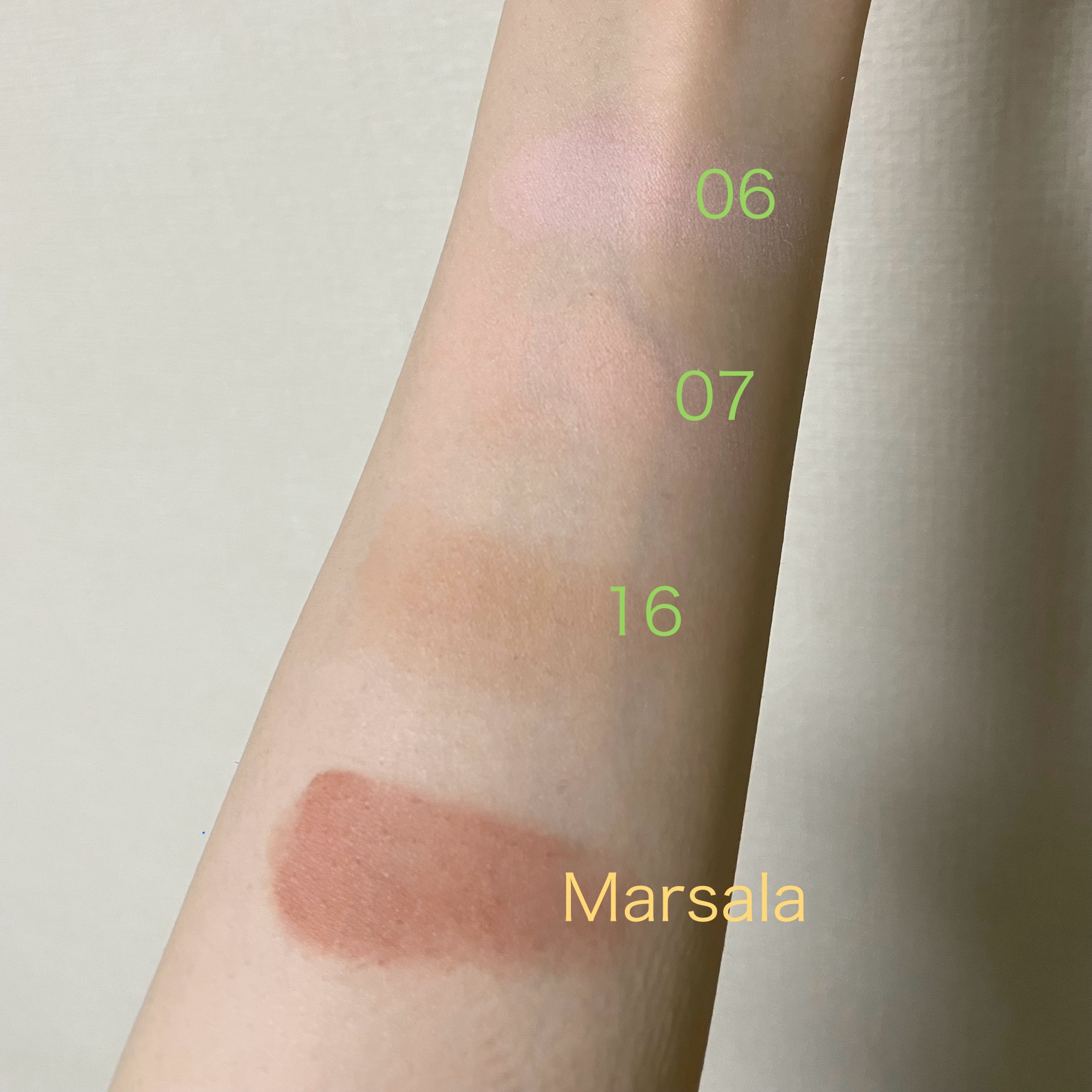 バイタルシアーブラッシャー/Laka/パウダーチークを使ったクチコミ（3枚目）