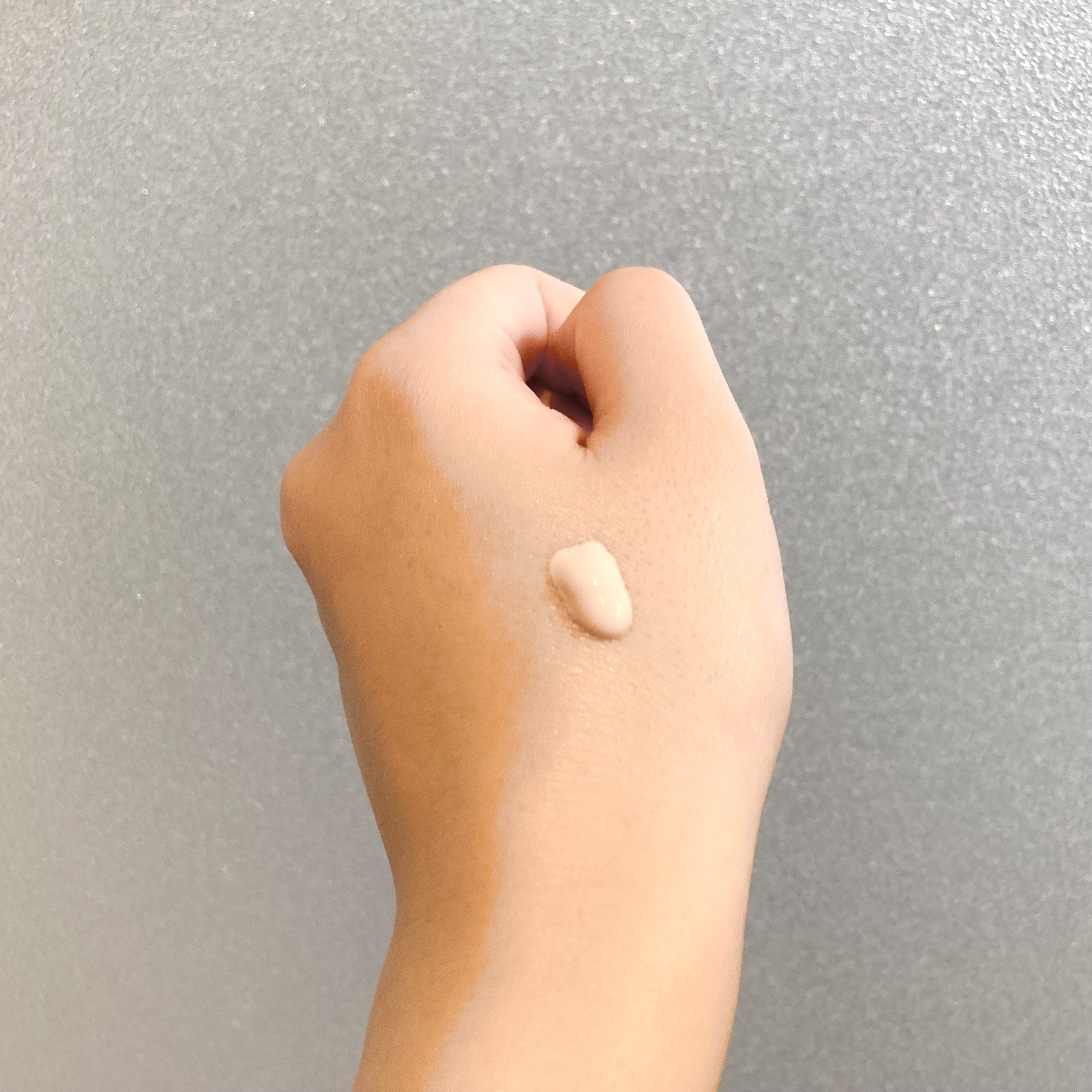 UVイデア XL プロテクショントーンアップ ローズ/ラ ロッシュ ポゼ/日焼け止めクリームを使ったクチコミ（3枚目）