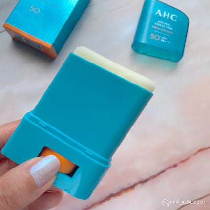 AHC  ナチュラルパーフェクションフレッシュサンスティックのクチコミ「#Qoo10 購入品
\携帯用のサンスティック/
【AHC】
ナチュラルパーフェクション
.....」(2枚目)