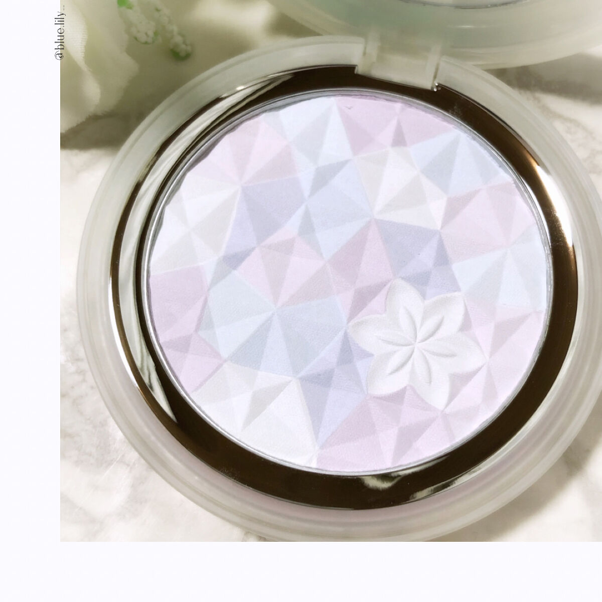 ＡＱ　オーラ リフレクター/DECORTÉ/プレストパウダーを使ったクチコミ（3枚目）