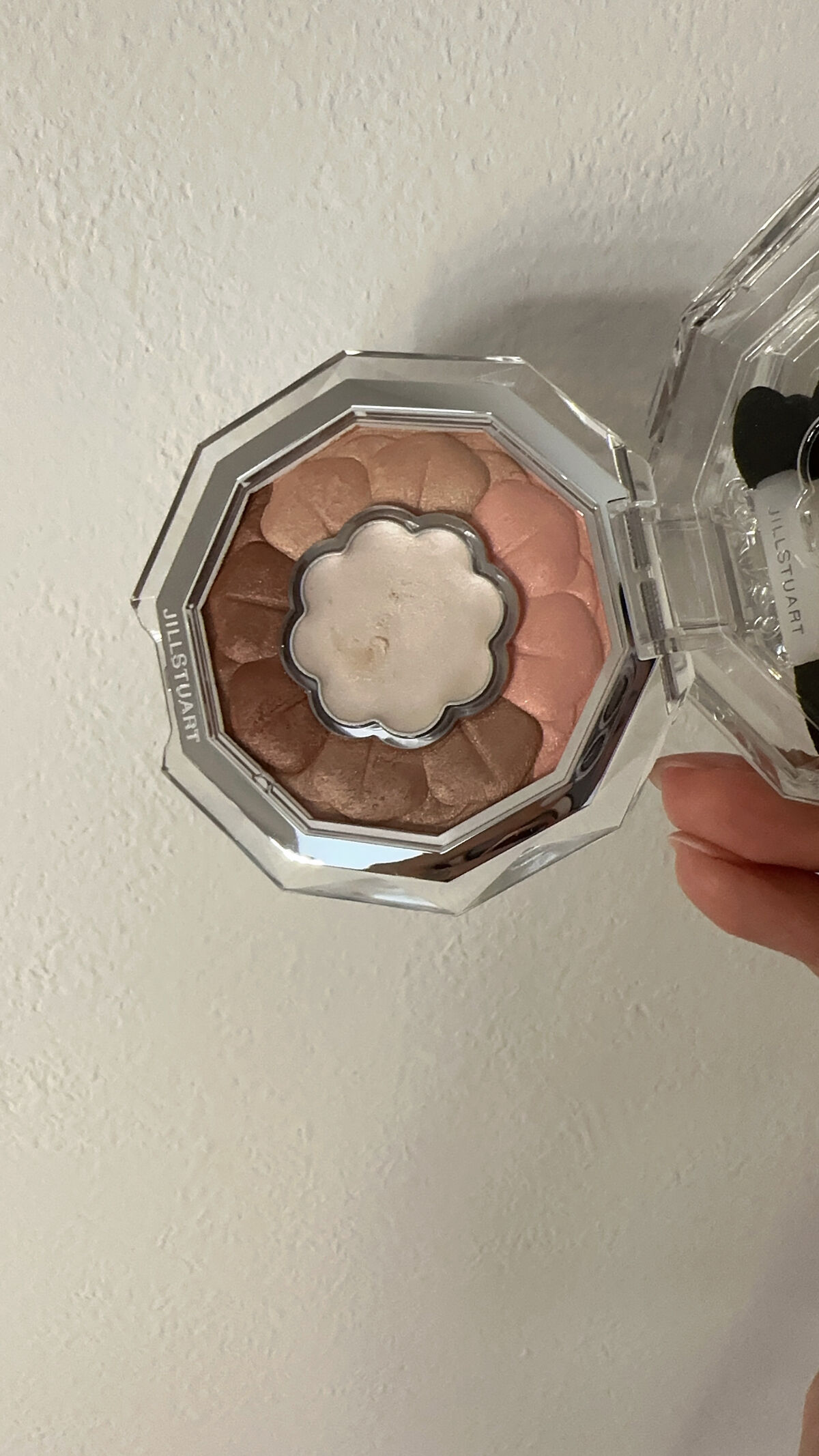 クレ・ド・ポー ボーテ タンクレームエクラn/クレ・ド・ポー ボーテ/クリーム・エマルジョンファンデーションを使ったクチコミ（2枚目）