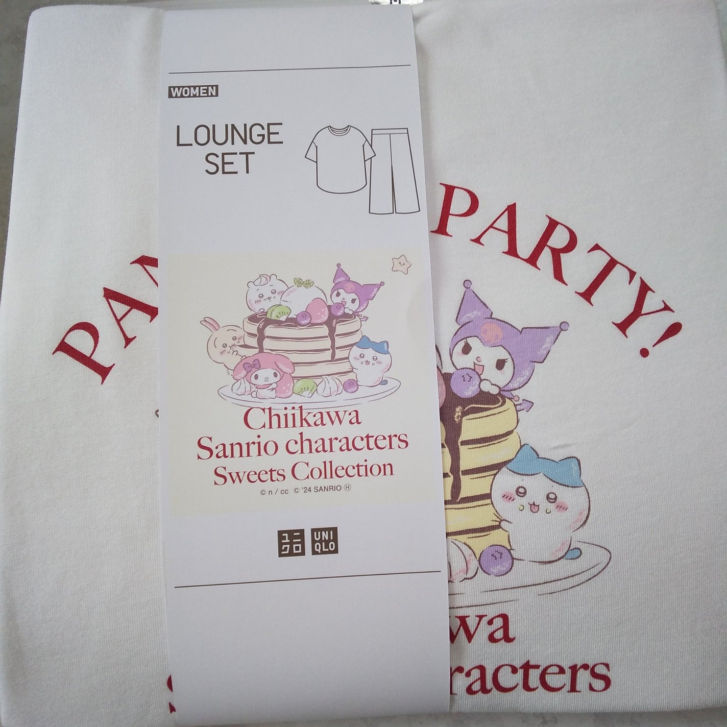ピー on LIPS 「ユニクロへ…🤍🤍🤍🤍🤍ちいかわサンリオキャラクターズスイーツコ..」(3枚目)