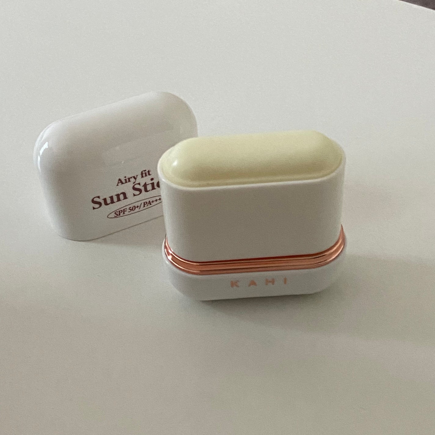 エアリーフィットサンスティック/KAHI/日焼け止めスティックを使ったクチコミ(3枚目)