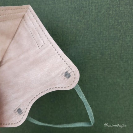 yuki on LIPS 「#マスクꙬ꙳/今日は大人っぽい雰囲気なマスクでお出かけしてみた..」(4枚目)