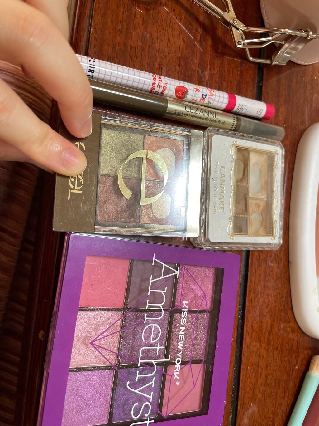 リアルクローズシャドウ/excel/アイシャドウパレットを使ったクチコミ(1枚目)