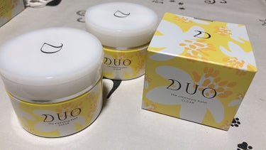 DUO ザ クレンジングバーム クリア

10ｇ増量♡

90ｇ→100ｇ♡♡

3個まとめで買うと1つ 2,970円🥳

毛穴汚れで悩んでいて
デュオに出会ってから小鼻の横側にあった
毛穴、にょろにょ