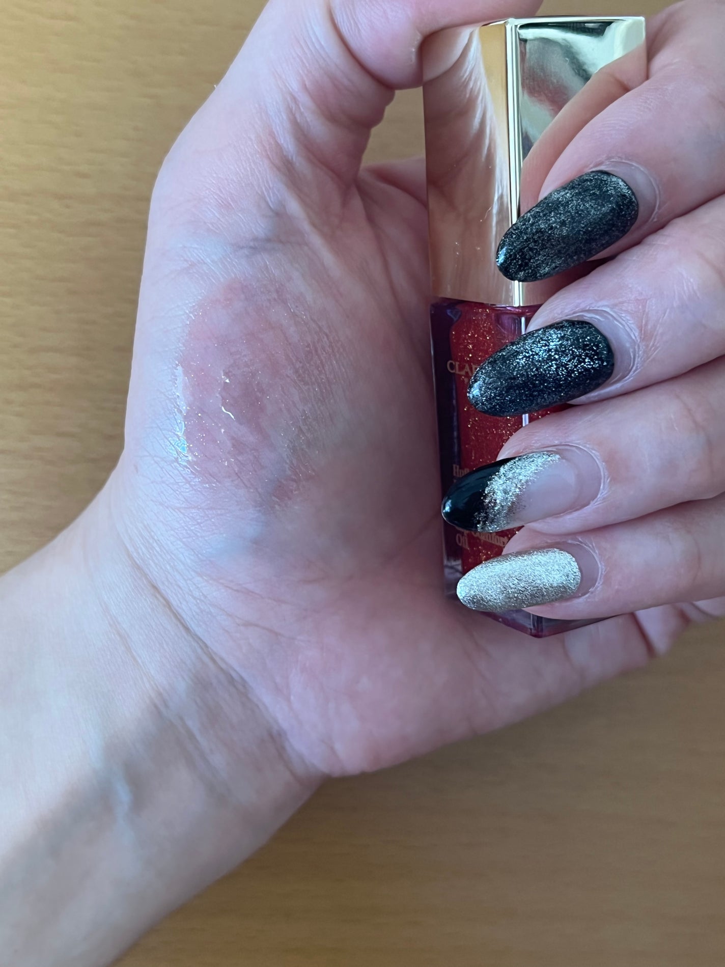 コンフォート リップオイル /CLARINS/リップグロスを使ったクチコミ(3枚目)