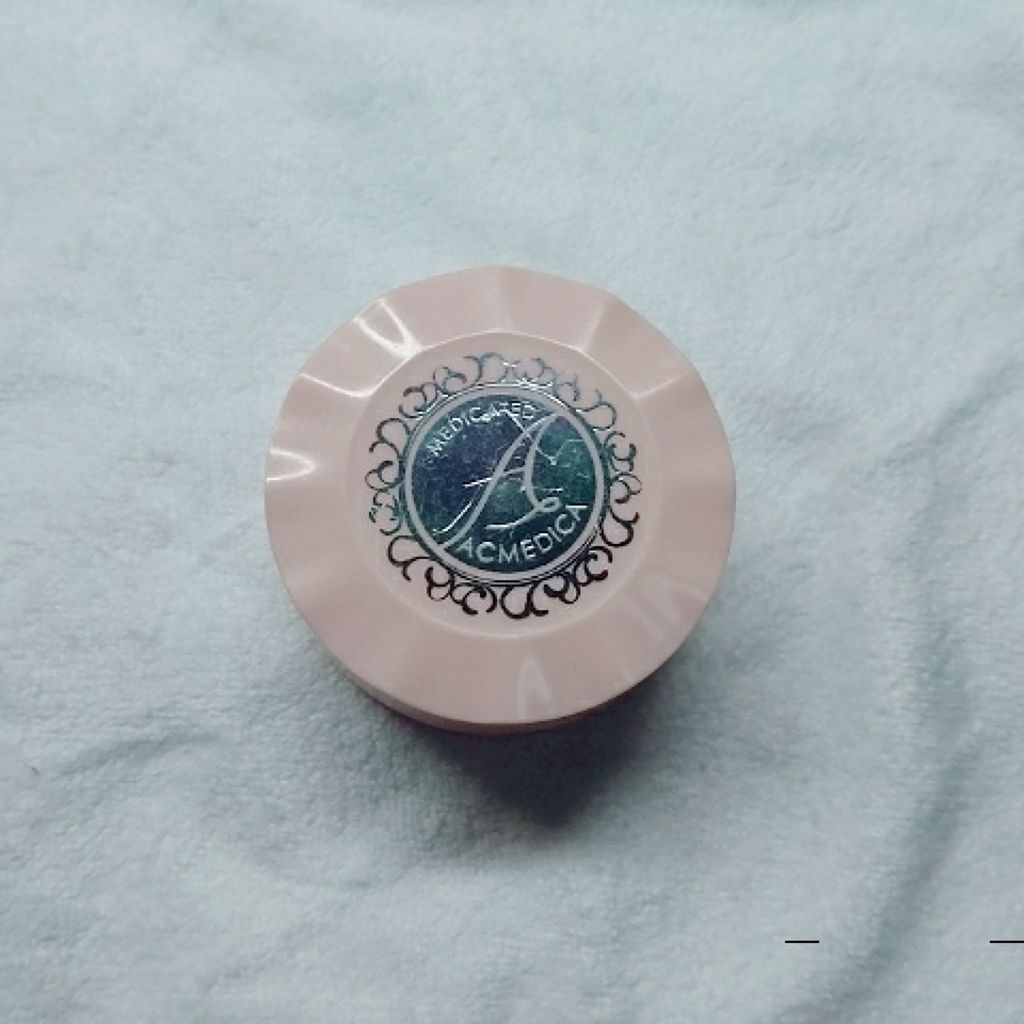 アクメディカ 薬用 フェイスパウダー クリア/ナリスアップ/パウダーファンデーションを使ったクチコミ(2枚目)