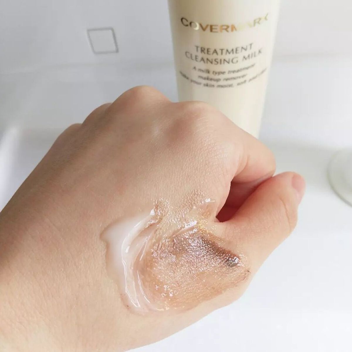 トリートメント クレンジング ミルク/COVERMARK/ミルククレンジングを使ったクチコミ(4枚目)