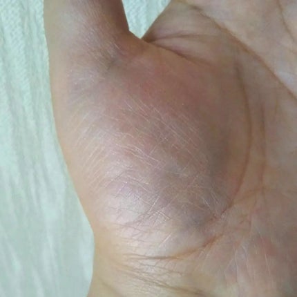 ボーン ディス ウェイ アンディテクタブル 24H マット ファンデーション/Too Faced/リキッドファンデーションを使ったクチコミ(6枚目)