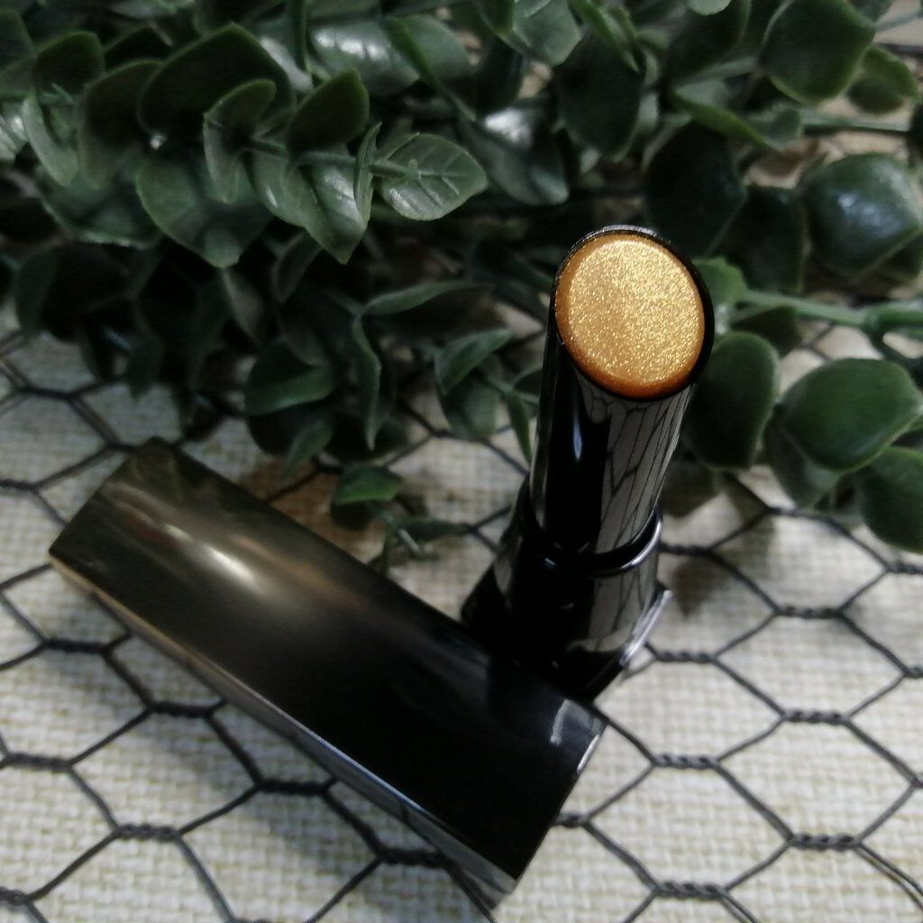 シャインコンパルジョン C GLD84/MAYBELLINE NEW YORK/口紅を使ったクチコミ（2枚目）