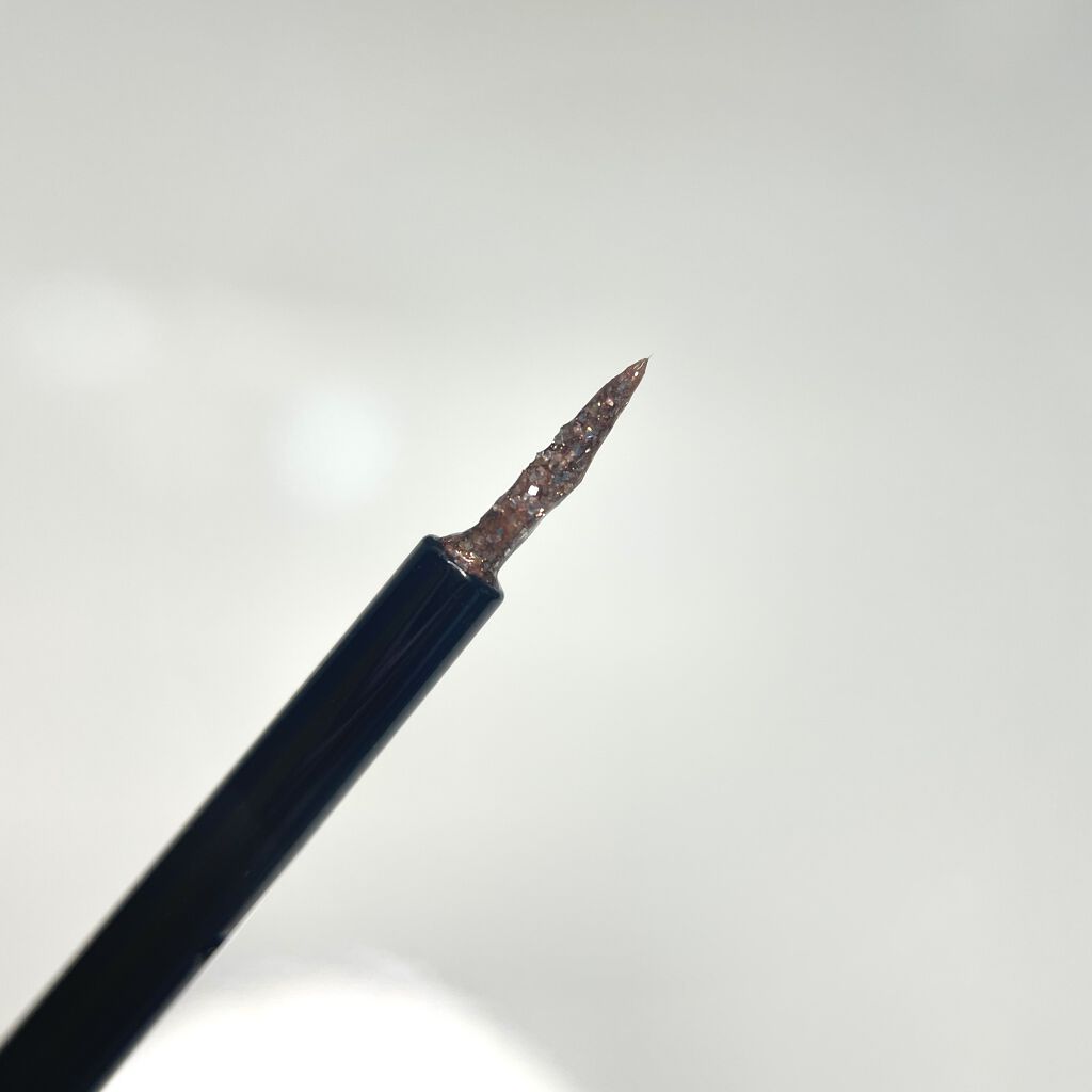 グリッターイルミネーションライナー 01 ピンクベージュ/CipiCipi/リキッドアイライナーを使ったクチコミ（2枚目）