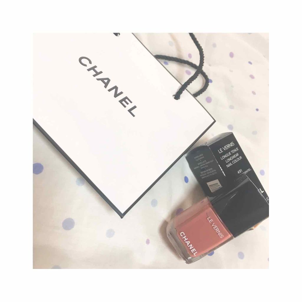 maa_ruu on LIPS 「実際の色はもっと落ち着いていてくすみピンクな感じ💅🏻1年通して..」(1枚目)