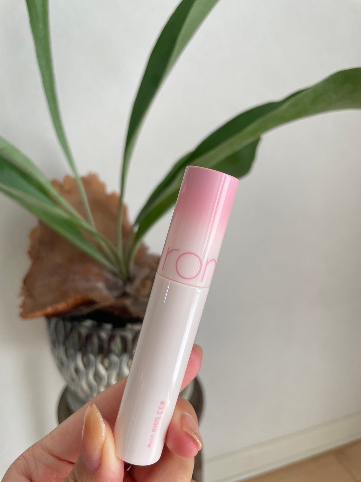 垢抜けにゃん(コスメ/ダイエット備忘録) on LIPS 「ロムアンドジューシーラスティングティント塗ってすぐ乾くからコッ..」(1枚目)