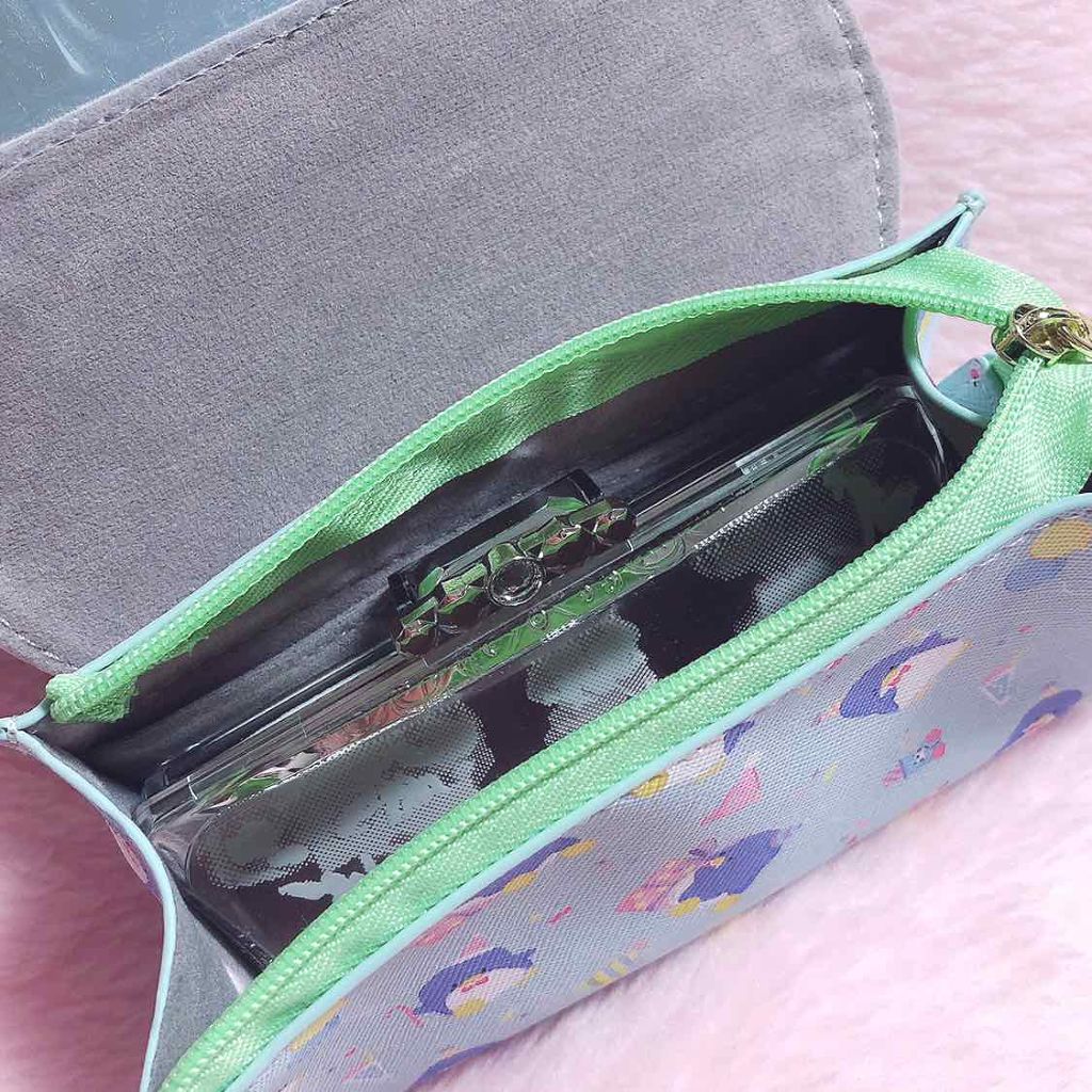 SAM* on LIPS 「雑談です〜ジルスチュアートのファンデをお直し用に持ち歩こうと思..」(2枚目)