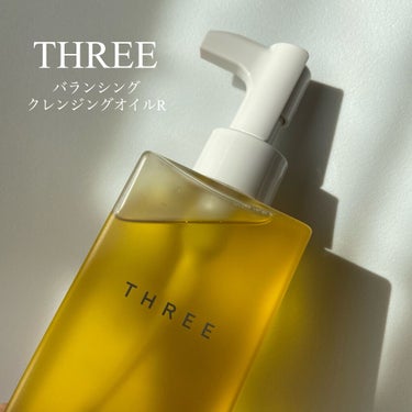 
商品名 | THREE バランシング クレンジング オイル R
価格 | ¥4,620（税込）

THREEのスキンケアシリーズはどれもいい香りがして癒されるので今回クレンジングを購入してみました。
