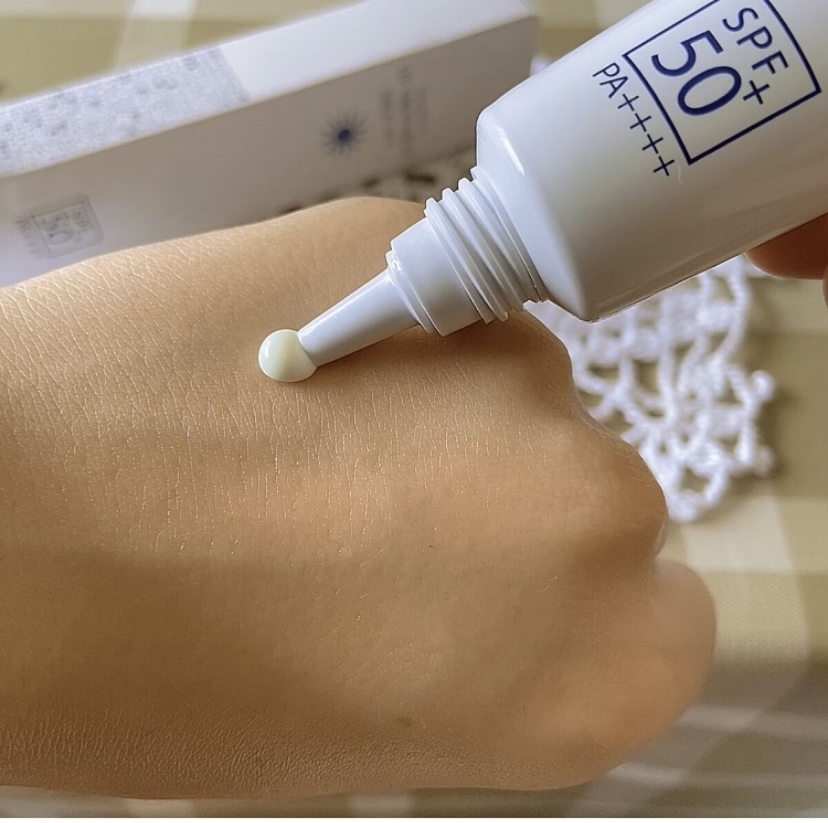 スピラコレッタ UVトリートメントミルクWTSP /日本ライフ製薬/化粧下地を使ったクチコミ（2枚目）