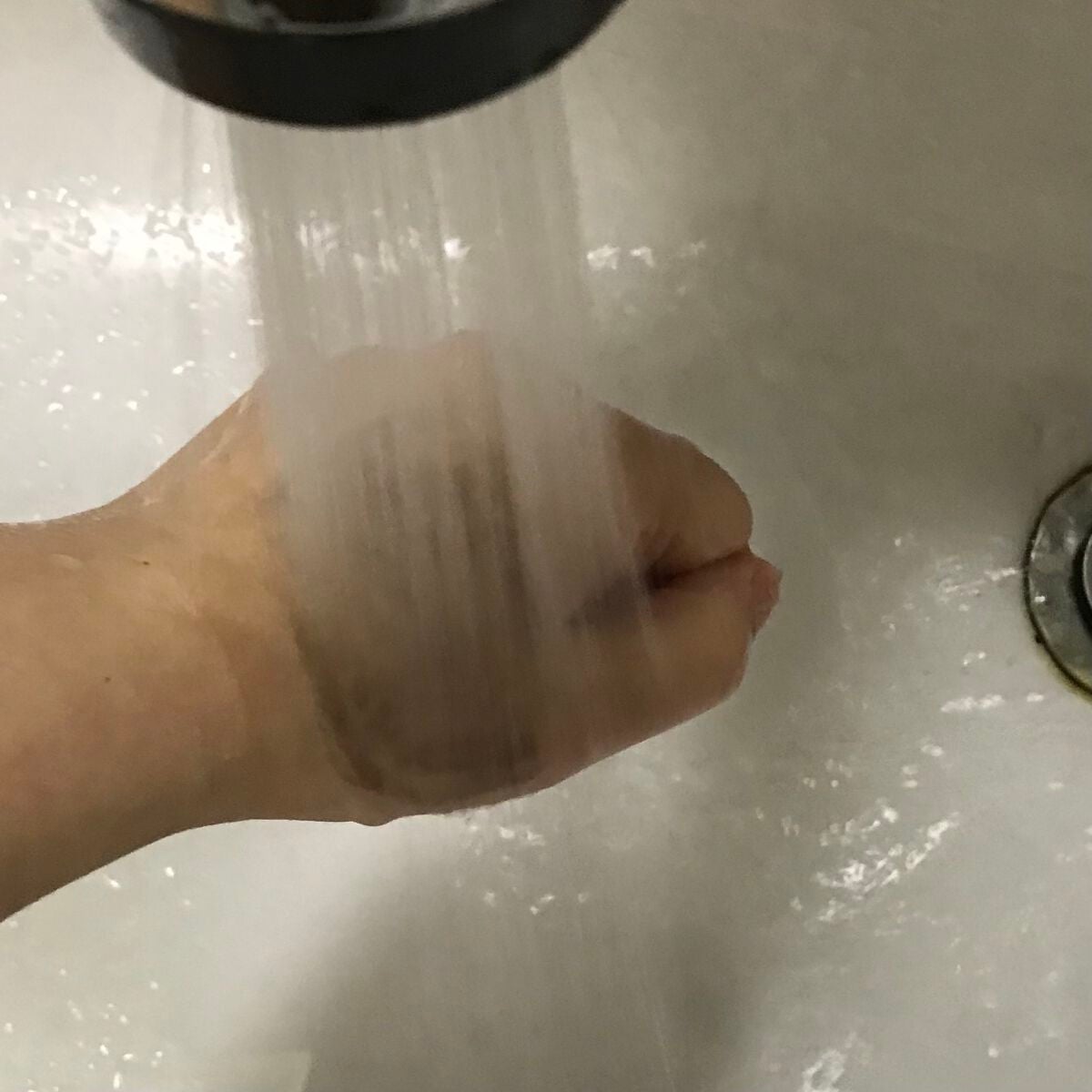 ブラックジェルクレンジング/.akaran/クレンジングジェルを使ったクチコミ(4枚目)
