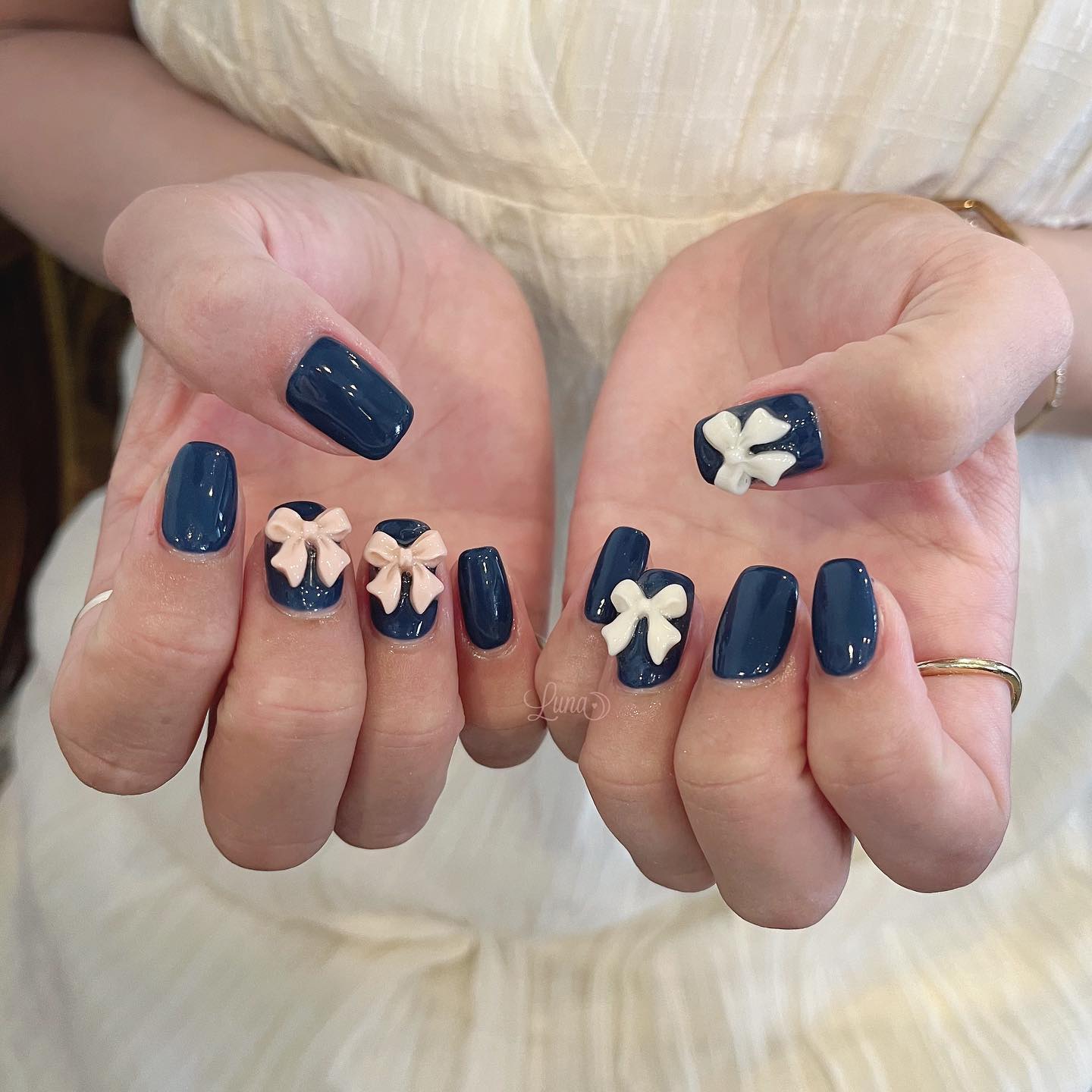 #ジェルネイル,#ワンカラーネイル,#ニュアンスネイル,#うるうるネイル,#ちゅるんネイル,#シンプルネイル,#パーツネイル,#透け感ネイル,#クリアネイル,#ぷっくりネイル,#ちぐはぐネイル,#韓国ネイル,#チークネイル,#うるつやネイル,#フレンチガーリーネイル,#リボンネイル,#ネイビーネイルのネイルデザイン