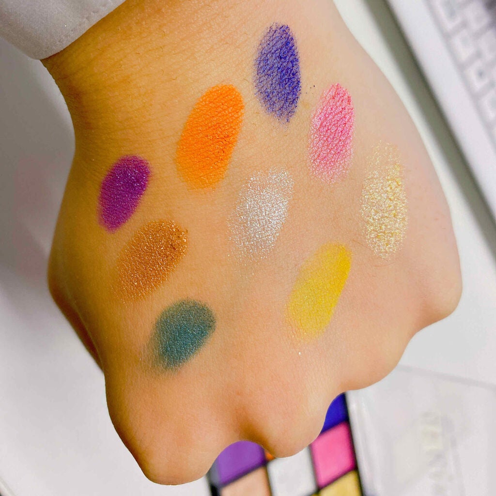 UR GLAM BLOOMING EYE COLOR PALETTE/U R GLAM/アイシャドウパレットを使ったクチコミ(4枚目)
