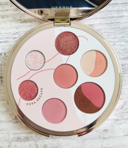 バケーションシリーズアイシャドウパレット/HEDONE/アイシャドウパレットを使ったクチコミ(2枚目)