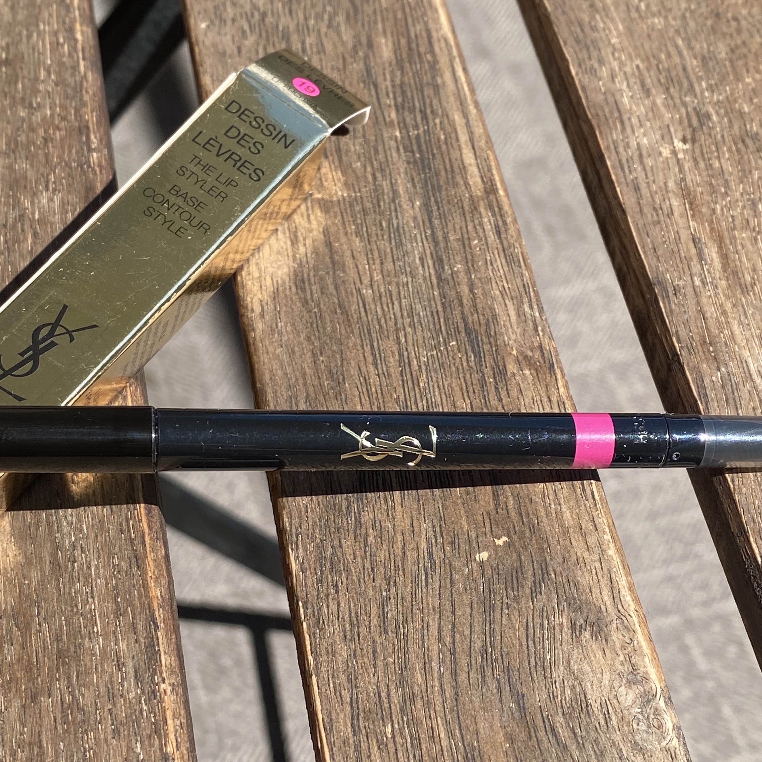 YVES SAINT LAURENT BEAUTE YSL リップライナーのクチコミ「🩷️🩷️🩷️🩷️🩷️🩷️🩷️🩷️🩷️🩷️🩷️🩷️🩷️🩷️🩷️🩷️

YVES SAINT LA.....」（1枚目）