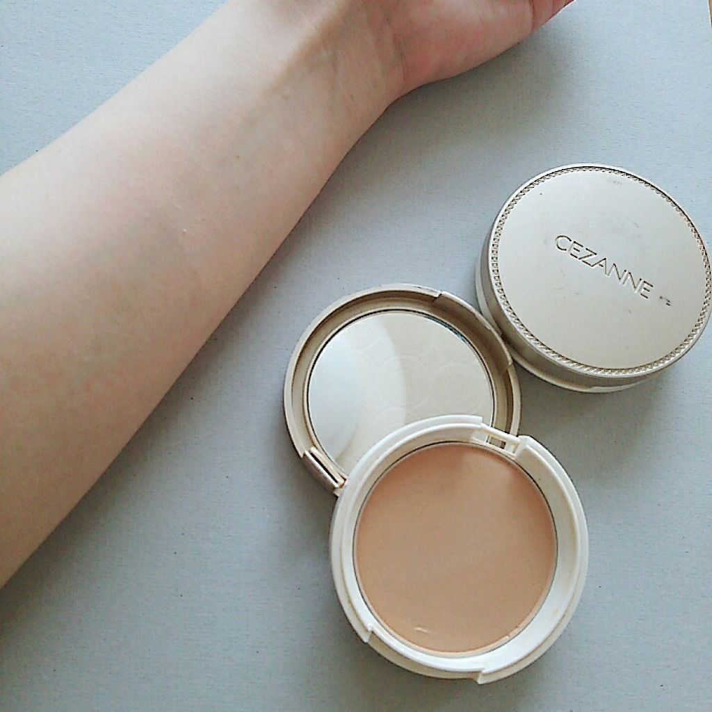 UVシルクフェイスパウダー/CEZANNE/プレストパウダーを使ったクチコミ(1枚目)