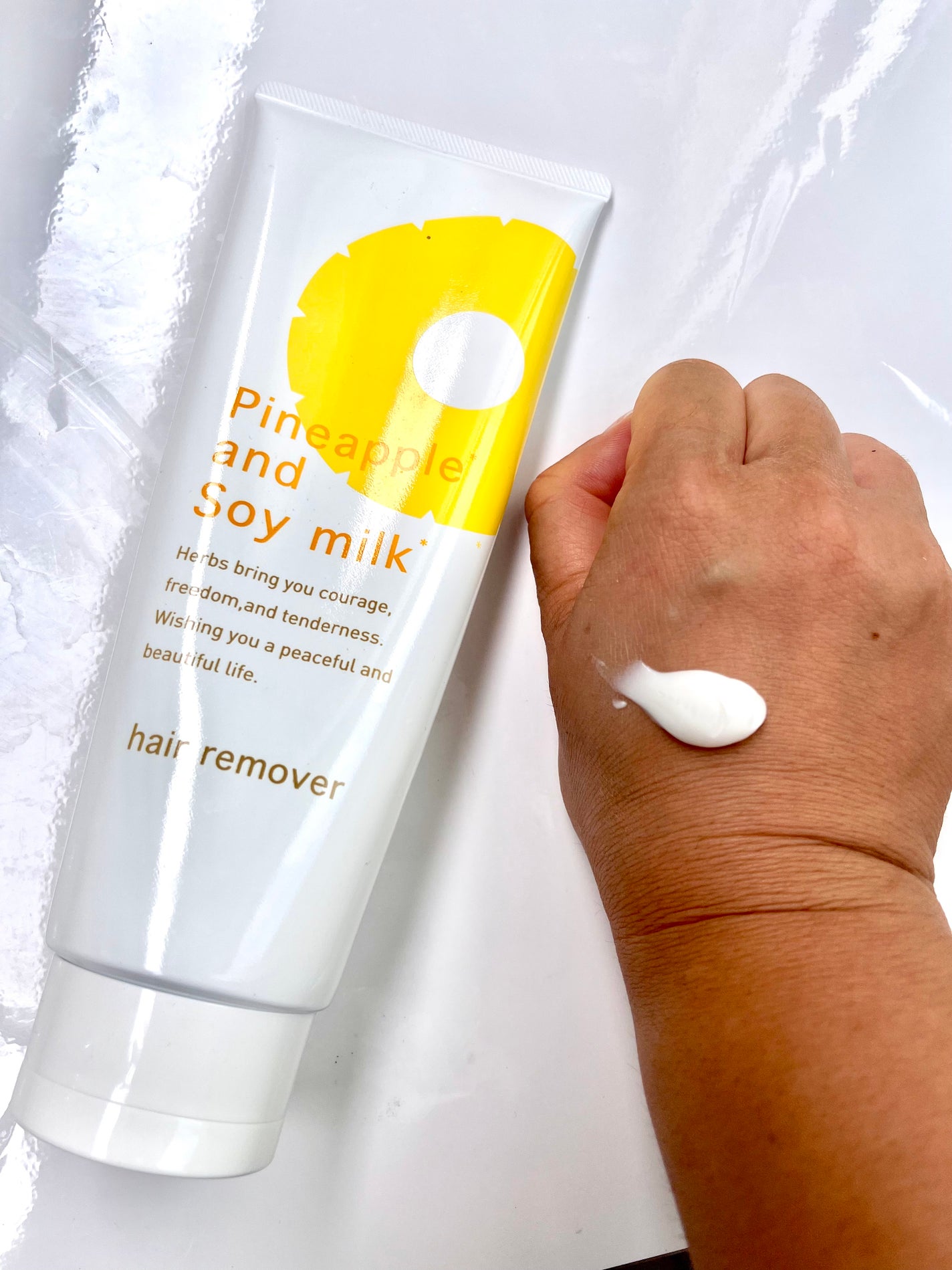 pink_cosme_jvo on LIPS 「パイナップル豆乳除毛クリームを使ってみました♪以前より気になっ..」(1枚目)