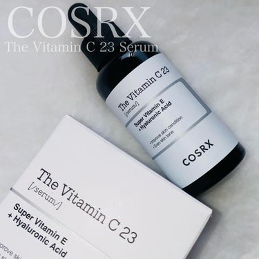 _

COSRX
The Vitamin C 23 Serum
コスアールエックス
ザ･ビタミンC23セラム
20g / ￥2,480

【 Qoo10話題のビタミンCセラム 】

Qoo10話題のビタミンC23%セラム♡

RXザ･ビタミンC13は純粋ビタミンC13%配合
毎日使いたい人などのデイリーケア向きに対して

RXザ･ビタミンC23は純粋ビタミンC23%配合
短時間で強力なビタミン効能が欲しい人向き

香りはほぼない。
無臭に近いから誰でも使いやすいと思う！

とろっととろみのあるテクスチャーで伸びもいい！

しっとり感あるのにベタつかず肌馴染みもいい！

カチッと開けてスポイトと入れ替えるから
新鮮なのよく分かる！

3~10°Cの間で保存が必要だから
冷蔵庫保存がいいかもね〜！

20mlしか入っていないのは少し残念だけど
これからの紫外線に備えてたっぷり使っていくぞー♡♡

❥･┈┈┈┈┈┈┈┈┈┈┈┈┈┈┈┈┈┈❥･

@cosrx_jp 様から提供頂きました！

素敵な商品をありがとうございます♡♡

気になったら @cosrx_jp チェックしてみてー！

#PR
#提供
#cosrx
#thevitaminc23
#コスアールエックス
#ザビタミンc23セラム
#テクスチャー
#韓国スキンケア
#韓国スキンケア好き
#qoo10
#qoo10メガポ
#qoo10メガポおすすめ
#qoo10メガ割
#qoo10メガ割おすすめ
#メガポおすすめ
#メガ割おすすめの画像 その0