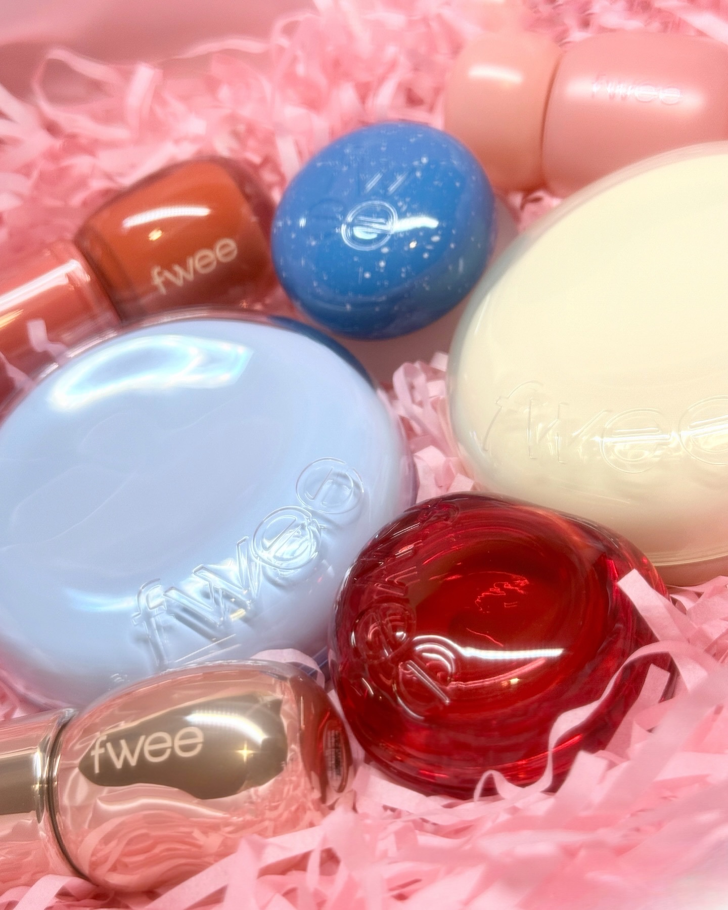 フィー ピンクオブセッションステイフィットティント/fwee/リップティントを使ったクチコミ（1枚目）