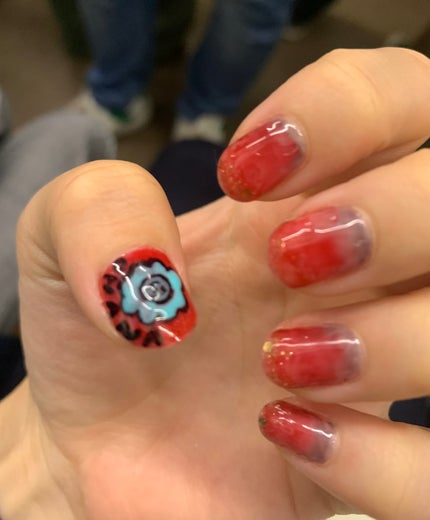 パル カラージェル/キャンドゥ/ジェルネイルを使ったクチコミ(2枚目)