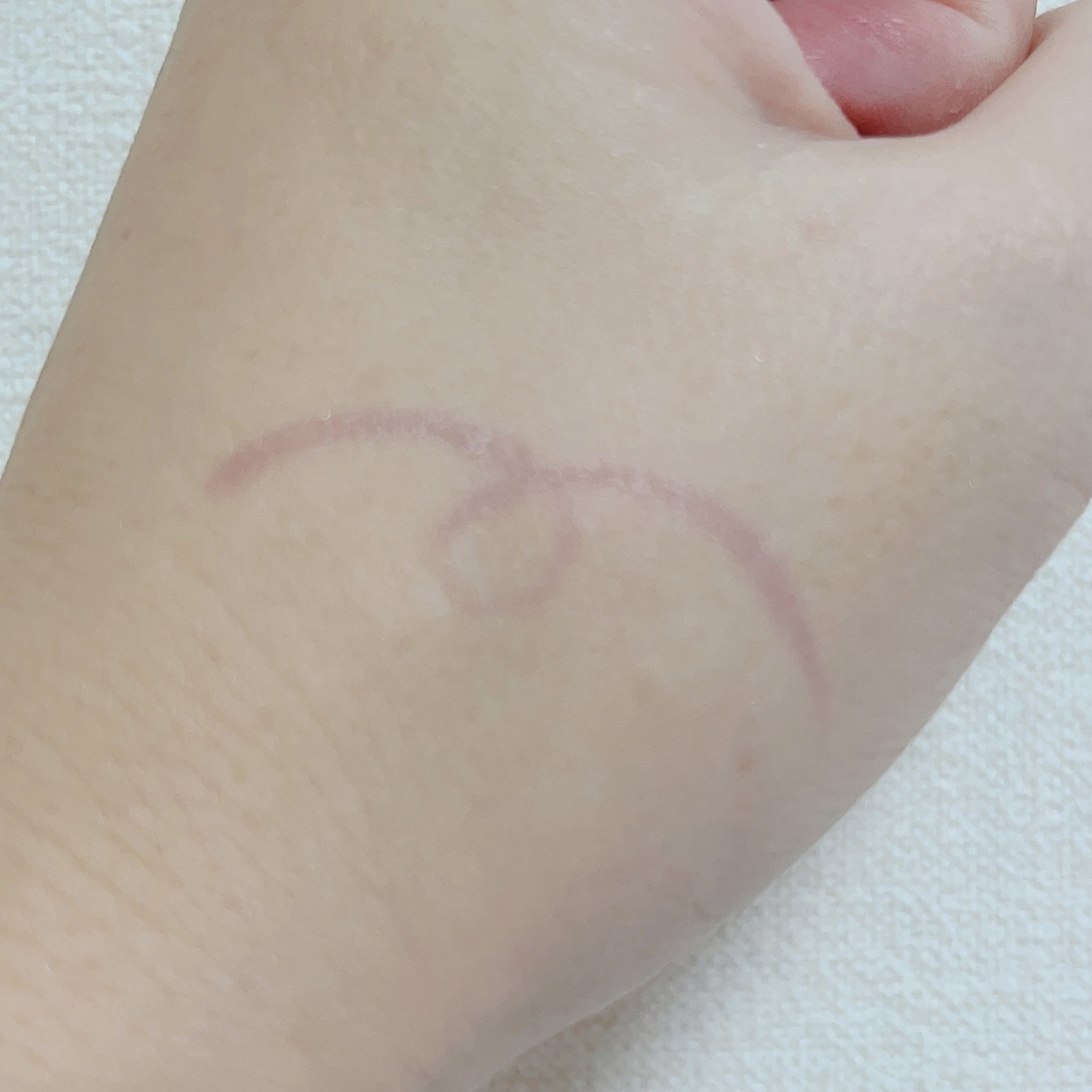 キレイファクトリー リキッドアイライナー 01 ピンクアナベル/KIREI FACTORY/リキッドアイライナーを使ったクチコミ（2枚目）