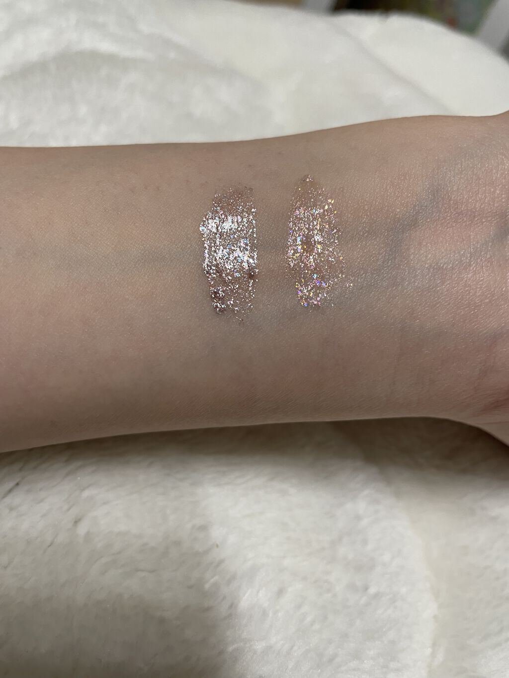 スピングリッターリキッドアイグロー/AMIOK/グリッターを使ったクチコミ（2枚目）