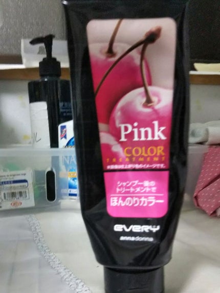 エブリ カラートリートメント ピンク/アンナドンナ/ヘアカラーを使ったクチコミ(1枚目)