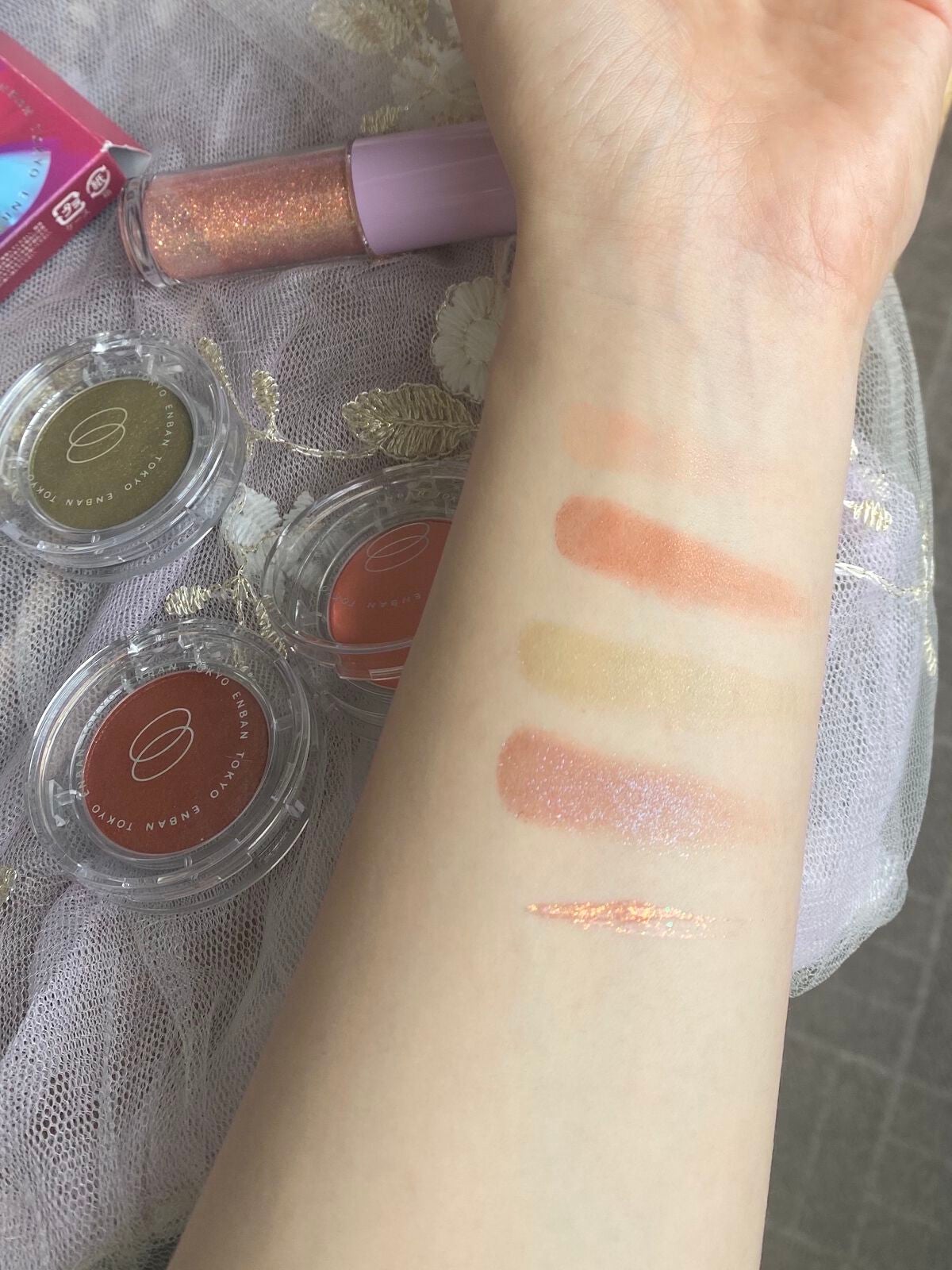 マルチグリッターカラー/ENBAN TOKYO/単色アイシャドウを使ったクチコミ(2枚目)