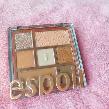 この前のQoo10のセールで購入していたものです

espoir　エスポア
Real eyepallet　リアルアイパレット
05  APRICOT  ME　アプリコットミー

もともと03のヌードムー