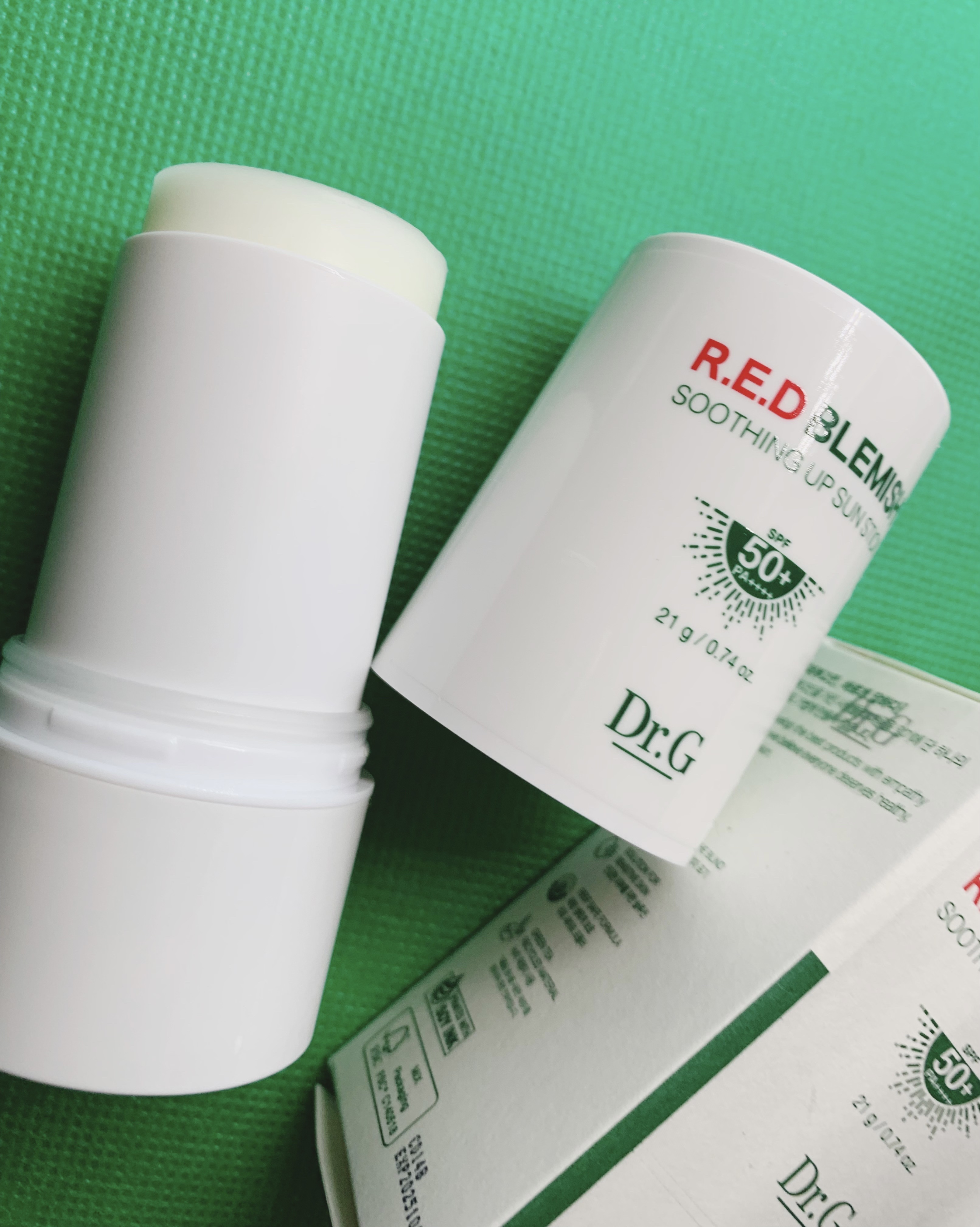 レッドブレミッシュスージングアップサンスティック/Dr.G/日焼け止めスティックを使ったクチコミ（2枚目）