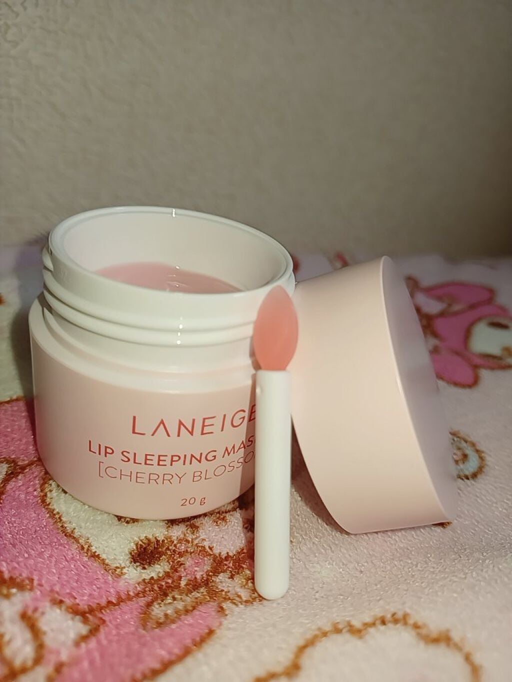 桜エディション リップスリーピングマスク/LANEIGE/リップケアを使ったクチコミ(5枚目)